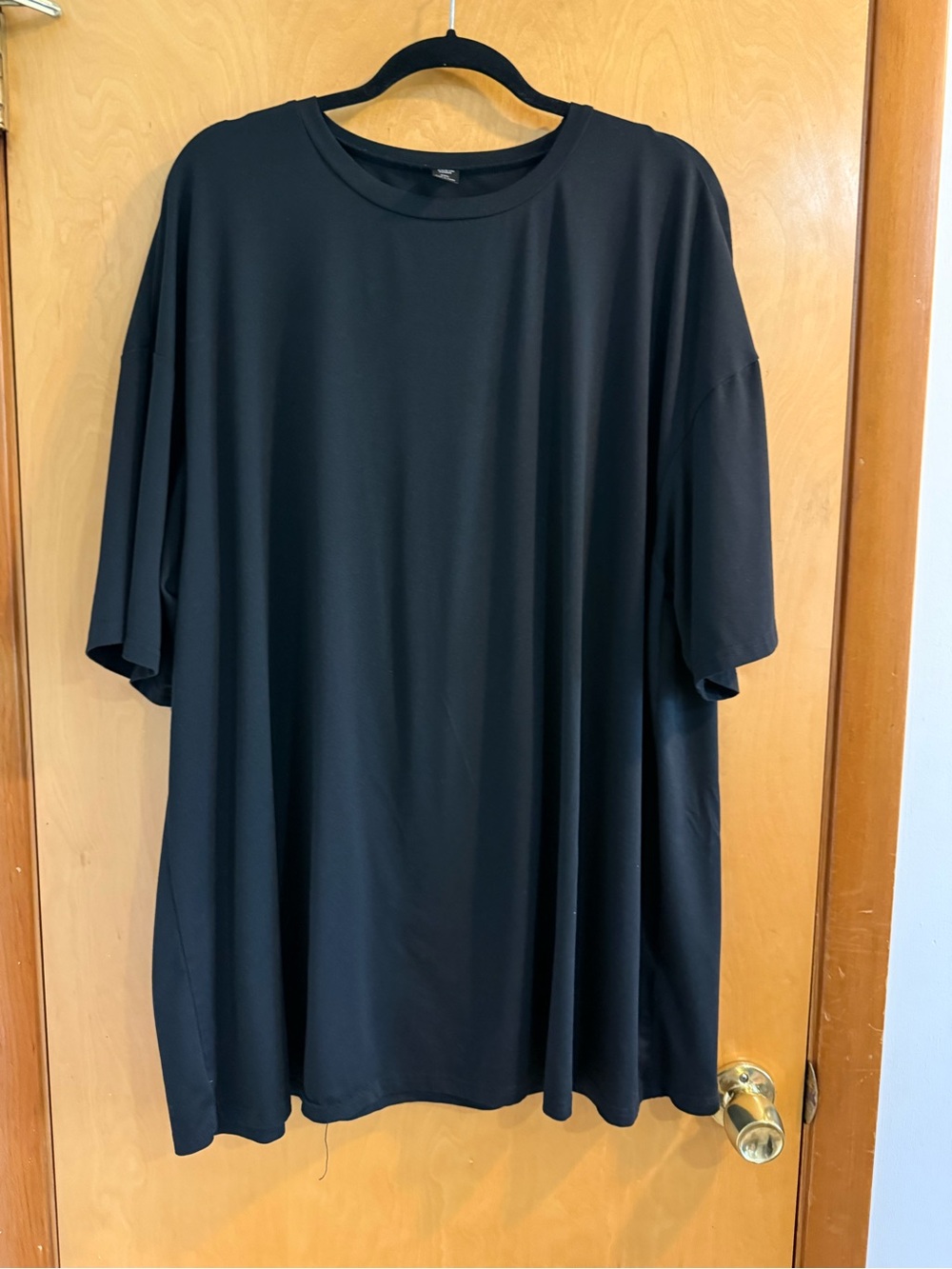 SHEIN Black Short Sleeve Relaxed Tee